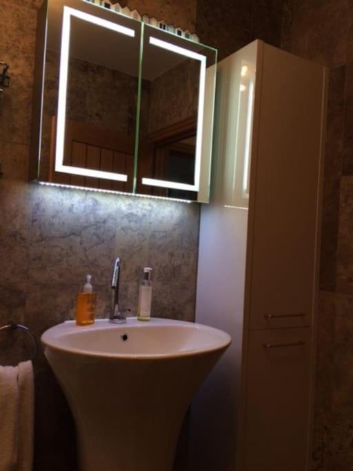 River Road, Littlehampton, Executive Apartment 외부 사진